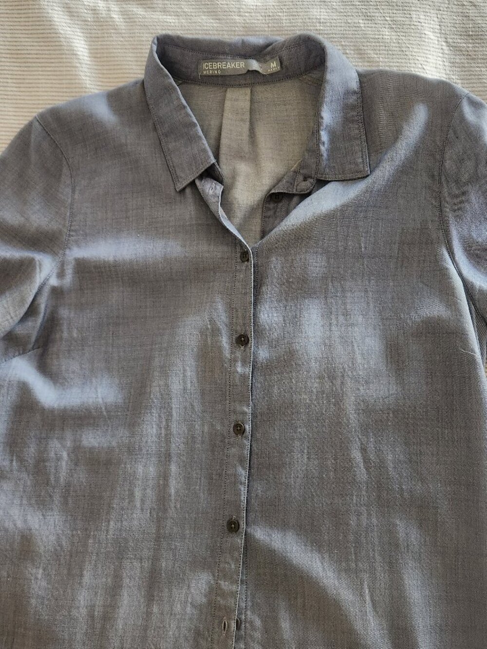 Icebreaker grey merino wool short sleeve button down shirt